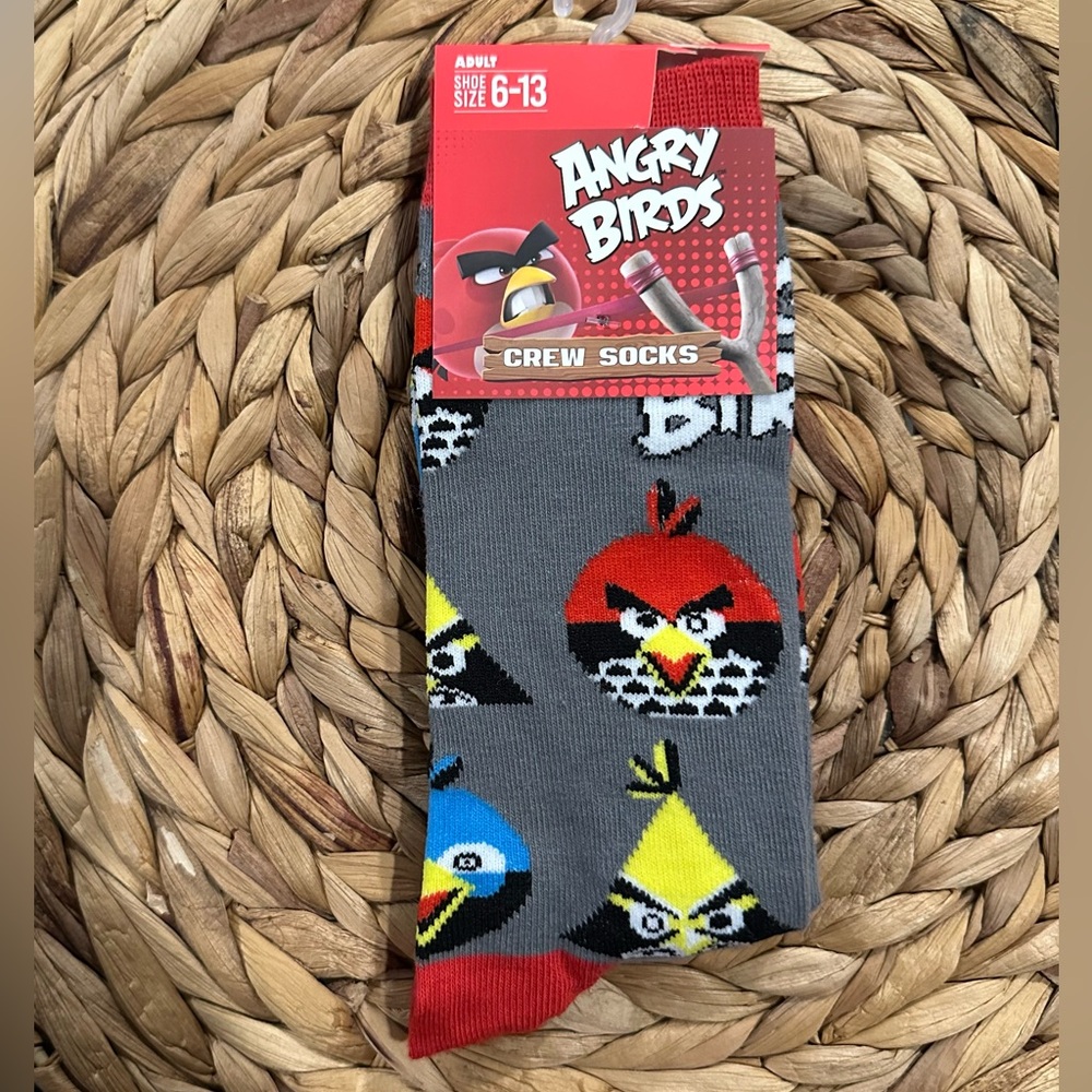 ✨NWT✨ANGRY BIRDS 🐤🐦🐦‍🔥CREW SOCKS 🧦🧦 ADULT Shoe Size 6-13